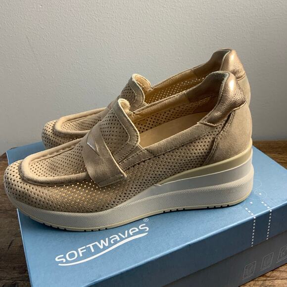 Softwaves Fenna slip-on wedge sneakers 38.5 - Picture 3 of 6